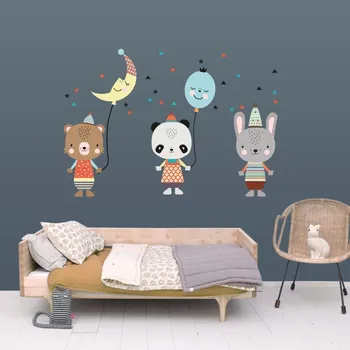 Samolepící dekorace Samolepka na zeď s barevnými zvířaty s balónky