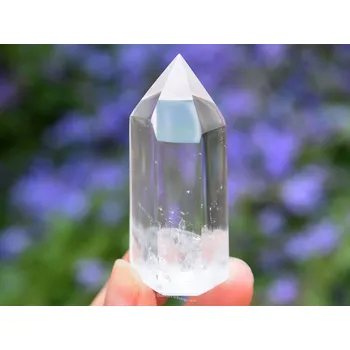 Přírodní kámen Broušená špice z křišťálu z Madagaskaru (56g)