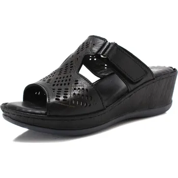 Dámské pantofle DÁMSKÉ PANTOFLE WILD 016-360IBLACK ČERNÁ Barva: Černá, Velikost: 41