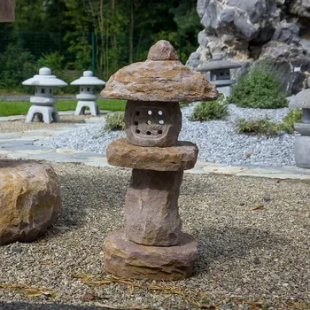 Zahradní dekorace Kameny.cz Japonská lampa - přírodní kámen pískovec Vyberte si variantu: 90 cm