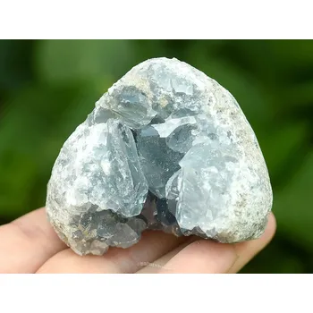 Přírodní kámen Celestýnová drúza z Madagaskaru 198g