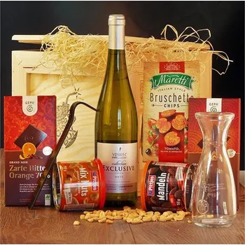 Dárkový potravinový koš Dárková bedna s páčidlem pro muže s vínem Chardonnay