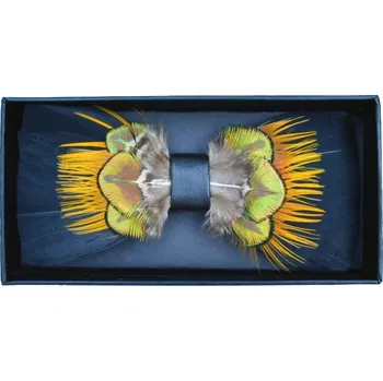 Motýlek Dřevěný motýlek - Elegantní s peřím design 5