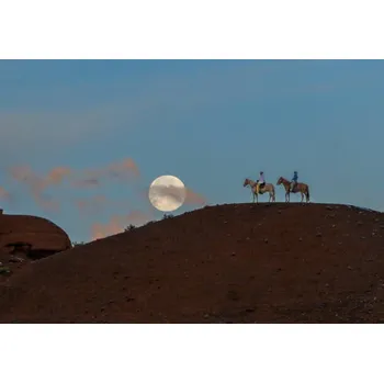Plakát Plakát, Obraz - Cowboys Sitting on Their Horses with, Laura Hedien