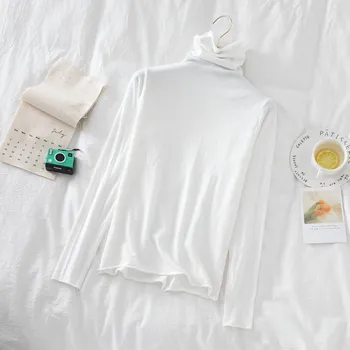 Dámský svetr Dámský měkoučký rolák s dlouhým rukávem Barva: Bílá