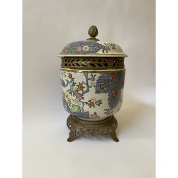 PORCELÁNOVÁ DÓZA S VÍKEM - MODRÝ KVĚTINOVÝ DEKOR