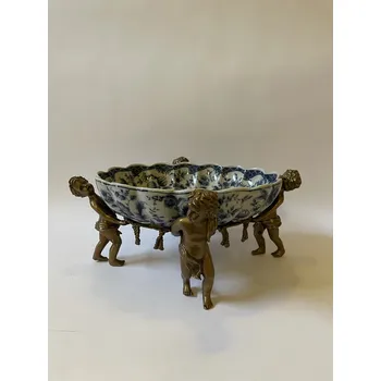 PORCELÁNOVÁ ŽARDINIÉRA - MOSAZNÉ FIGURY 4 ANDĚLŮ