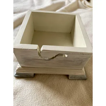 Dřevěná miska bílá na klubíčka a jehlice (Dřevěná miska bílá na klubíčka a jehlice )