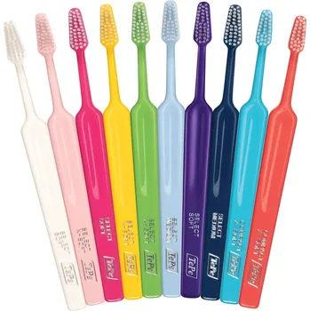 Zubní kartáček TePe Select Compact medium, zubní kartáček