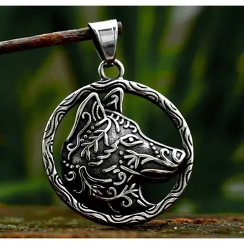 Řetízek Náhrdelník a přívěsek vlk