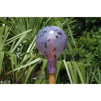 Zahradní dekorace Plotová koule z hutního skla 15cm fialková