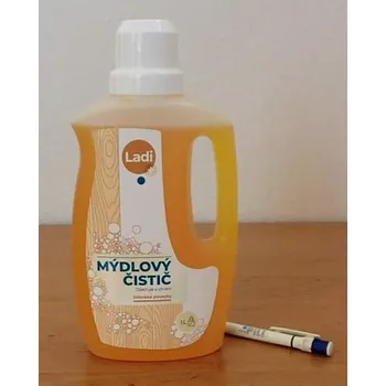 Čistič podlahy Mýdlový čistič na dřevěné podlahy, parkety a nábytek LADI 1l