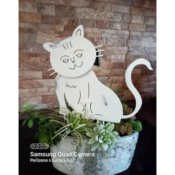 Zápich , plechová kočka