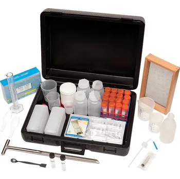 Školní kufřík Kufřík na přípravu vzorků půdy