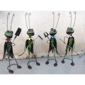 Zahradní dekorace Prodex Import Kobylka figura do zahrady