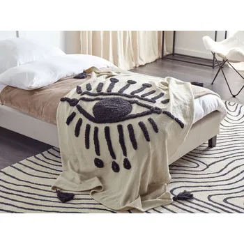 přikrývka Přikrývka bílá bavlna 125 x 150 cm s motivem oka ručně vyrobená přikrývka na postel tradiční obývací pokoj ložnice Beliani