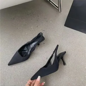 Dámské lodičky Dámské lodičky s odhalenou patou Barva: Černá, Velikost: 40