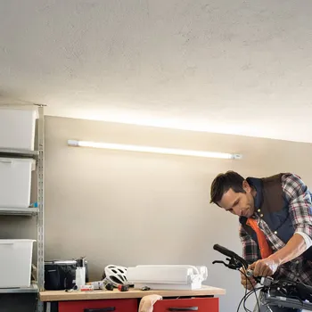 Lampička OSRAM SubstiTUBE LED G13 T8 Universal 60cm 8W 840 - průměr trubice 2,55 cm; maximální průměr 2,8 cm matná bílá