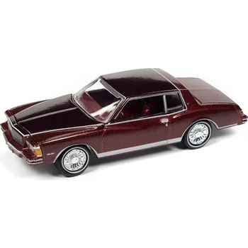 autíčko Chevrolet Monte Carlo 1979 červená 1:64 - Johnny Lightning Chevrolet Monte Carlo - sběratelský model autá