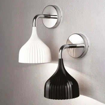 Lampička Kartell É - LED nástěnné světlo, bílá - Ø stínidla 13,5 cm bílý 1 x 5 W LED - Doprava zdarma