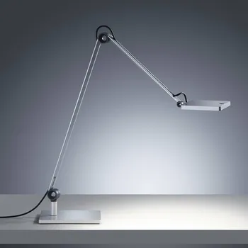 Lampička Waldmann LED stolní lampa PARA.MI FTL 108 R stříbrná 930 - Rameno lampy - spodní délka 49,8 cm, horní délka 30,1 cm; hlava lampy - délka 11,7 cm, šířka 10,1 cm, výška 1,2 cm; délka kabelu zástrčky 300 cm stříbro LED 7 W celkem - Doprava zdarma