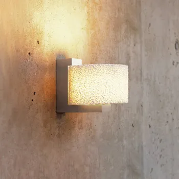 Lampička Serien Lighting serien.lighting Reef LED nástěnné světlo, hliník - Stínidlo - Ø 12 cm, výška 7,5 cm; šířka nástěnný držák 3,5 cm kartáčovaný hliník, bílá 1 x 8 W LED - Doprava zdarma