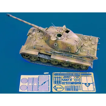 Plastikový model Royal Model 1/35 King Tiger (for old Tamiya kit