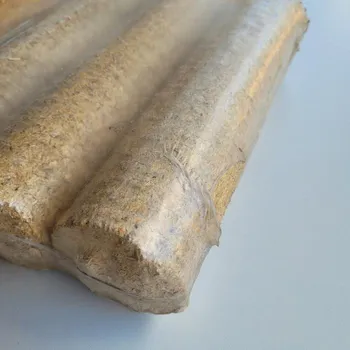 Tuhé palivo Brikety z tvrdého listnatého dřeva 8 kg