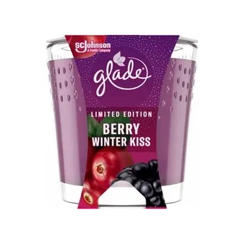 Svíčka Glade by Brise vonná svíčka ve skle Berry Winter Kiss 129 g