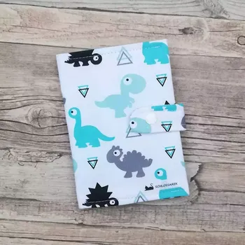 Obal na doklad Obal na očkovací průkaz - Mentolovo - černí dinouši