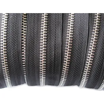 Zip kovový No 5 metráž, barva Černá / stříbrné zuby