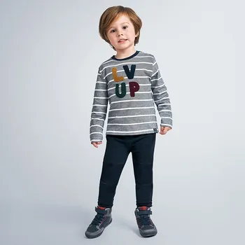 Chlapecké kalhoty Chlapecké teplé kalhoty Mayoral 4543 Rozměr: 134