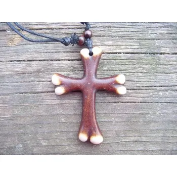 Přívěsek Mýtus krásy --- přívěšek kříž