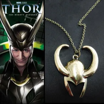 Seriál Marvel: řetízek Avengers helma Loki