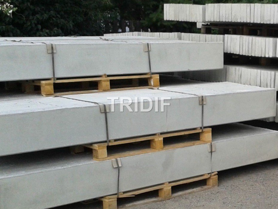 Podhrabová deska / délka 2500 mm / výška 300 mm / šířka 50 mm