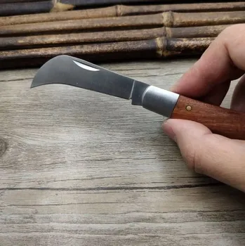 Houbařský a zařezávací nůž/ dřevěná rukojeť