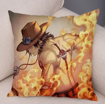 Povlak na dekorativní polštářek Made in Japan Povlak na polštář v japonském Anime stylu - One Piece - Portgas D. Ace 45x45 cm