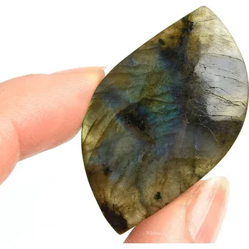 Přírodní kámen Mugle labradorit s barevnými odlesky 10,9g
