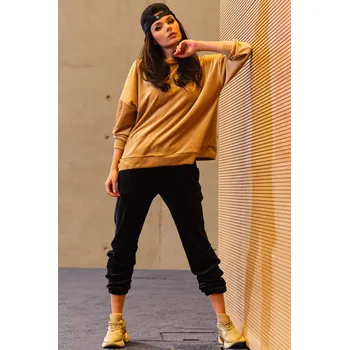 Dámská mikina Velurová oversize mikina s kulatým výstřihem A410 Barva: Béžová, Velikost: ONE SIZE