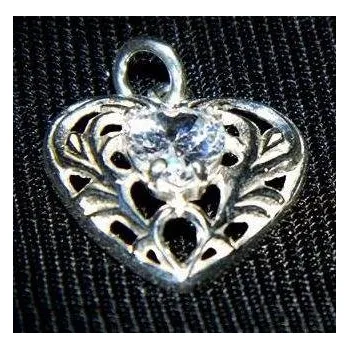 Přívěsek Srdíčko zdobené uprostřed kamínkem - stříbrný přívěsek