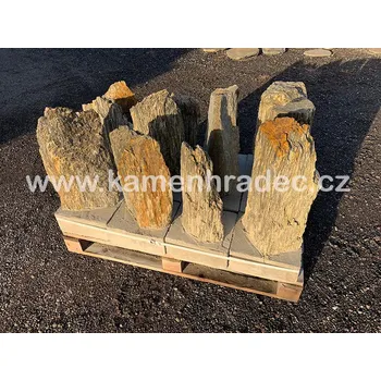 Zahradní dekorace Spilky MINI 50-70 cm, betonová podstava