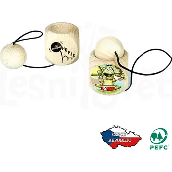 Dřevěná hračka Lesní svět Dřevěný hopík Žába buben (Dřevěná hra pro děti pro trénování zručnosti kalíšek s kuličkou od českého výrobce Lesní svět. Motorická hra pro děti Hopík s lesním motivem z ekologicky certifikovaného dřeva.)