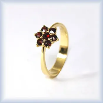 Prsten bílé zlato 57