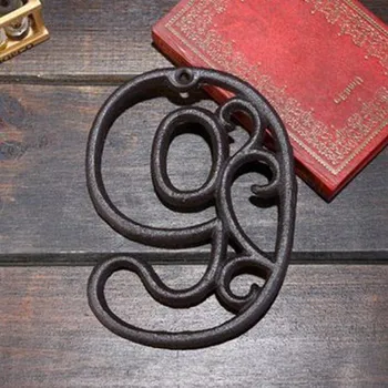 Litinové, železné číslo 9, dekorace na dům, domovní číslo na hřebík