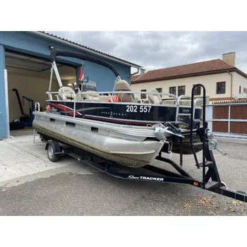 Loď Sun Tracker Bass Buggy 18 DLX