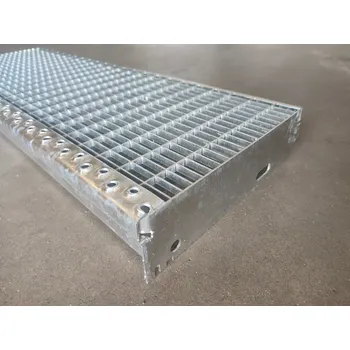 Schodiště Lisovaný schodišťový stupeň 30x10/20x1,5 žárový zinek 0,27x1,2 m