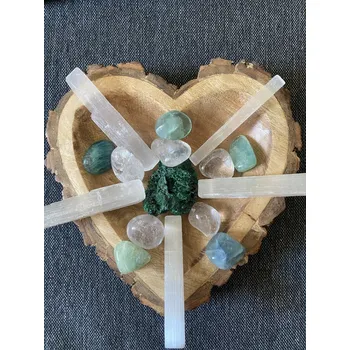 Drahý kámen Sada kamenů s malachitem