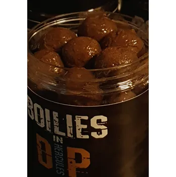 Boilies Conquer Boosterované vytvrzené Boilies Hercules 250g Průměr: 20 mm, Příchuť: Liver - Strong Bufallo