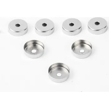 Kulatá víčka na malé svíčky