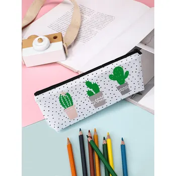 Penál Puntíkované pouzdro na tužky s kaktusy